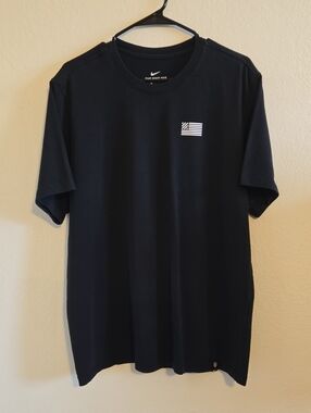 Nike USA Scoccer Black Short Sleeve Graphic Crew Tee - XL